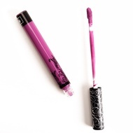 Ruj de buze rezistent mat Kat Von D, Nuanta Susperia