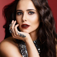 Set ruj de buze + creion contur Loreal X Cheryl Lip Kit Paint It Burgundy