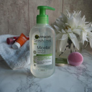 Gel de curatare micelar Garnier Micellar Cleansing Gel Wash, Ten Mixt, 200 ml