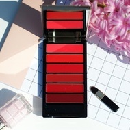 Paleta 6 rujuri Loreal Color Riche Lip Palette Varianta Red