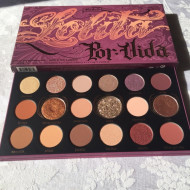 Paleta farduri de pleoape Kat Von D Lolita Por Vida Eyeshadow Palette
