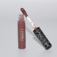 Ruj rezistent mat Kat von D Nuanta Sanctuary Travel Size