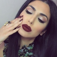 Ruj rezistent mat Kat von D Nuanta Vampira