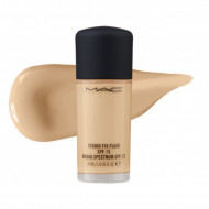 Fond de ten MAC Studio Fix Fluid SPF15 Nuanta NC37