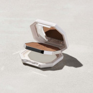 Pudra de fata Fenty Soft Matte, Nuanta 260