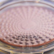 Pudra iluminatoare Loreal Lumi Magique 03 Rose Insolence