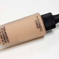 Fond de ten MAC Studio Waterweight SPF30 Nuanta NC35