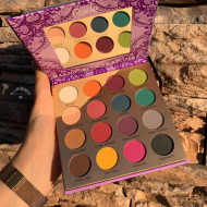Paleta fard de ochi Kiss Crown, The Lingerie Wild Nights, 16 farduri mate