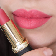 Ruj de buze Loreal Color Riche Matte, Nuanta 241 Pink a Porter
