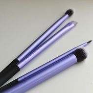 Set 4 pensule pentru machiajul ochilor Real Techniques