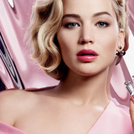 Luciu de buze pentru volum Dior Addict Ultra Gloss 653 Sequins