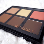 Paleta de conturare Anastasia Beverly Hills Contour Cream Kit Medium