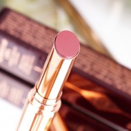 Ruj de buze glossy Charlotte Tilbury Superstar Lips Pillow Talk