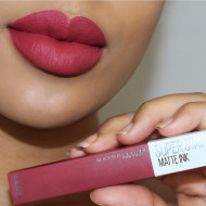 Ruj de buze rezistent la transfer Maybelline Superstay Matte Ink 80 Ruler