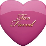 Fard de obraz Too Faced Love Flush Nuanta Your Love is King