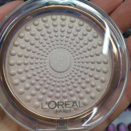 Pudra iluminatoare Loreal Lumi Magique 01 Rose Boudoir
