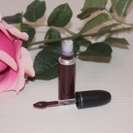 Ruj rezistent mat MAC Retro Matte Liquid Lipcolour Nuanta High Drama