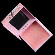 Pudra Iluminatoare Benefit Cosmetics Tickle