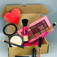 Set Machiaj Cadou Technic Invite, 6 produse