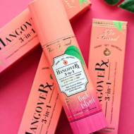 Baza de Machiaj Spray Too Faced Hangover 3 in 1 Peach Extract