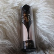 Fond de ten Kat Von D Lock It Nuanta 44 Light Cool