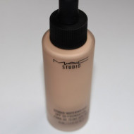 Fond de ten MAC Studio Waterweight SPF30 Nuanta NC30