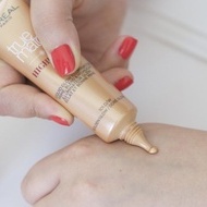 Highlighter / Iluminator cremos Loreal True Match nuanta 101 GOLDEN GLOW