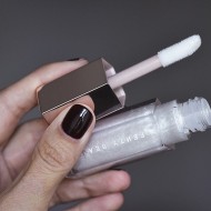 Luciu de buze stralucitor Fenty Beauty Gloss Bomb Lipgloss Diamond Milk