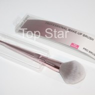 Pensula pudra Wet n Wild Pro Brush Line Powder / Blush Brush