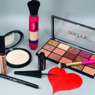 Set Machiaj Cadou Technic Invite, 6 produse