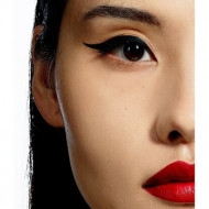 Tus de ochi mat Loreal x Karl Lagerfeld Nuanta Negru