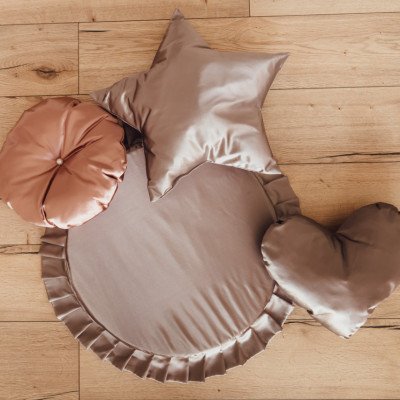 SET PERNE DECORATIVE ARGINTIU