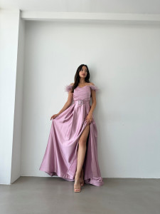 Rochie lunga din satin cu pene Cod:RD8982
