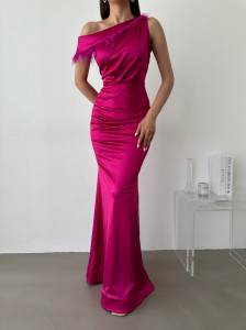Rochie lunga din satin cu pene Cod:RF8881
