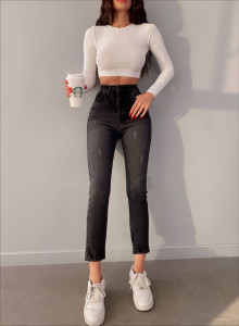 Blugi mom fit elastici cu zgarieturi