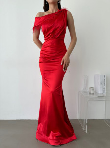 Rochie lunga din satin cu pene Cod:R8881