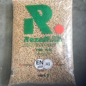 Peleti premium din rasinoase (pin rosu) - sac 15 kg