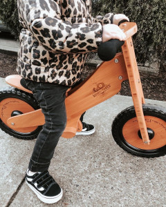 Bicicleta de echilibru fara pedale din bambus - maro - Kinderfeets