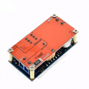 DC-DC konvertor sa 2 LED displeja