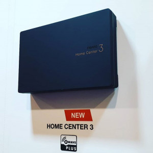 Centrala generala Fibaro Home Center 3 FG HC3 Resigilat