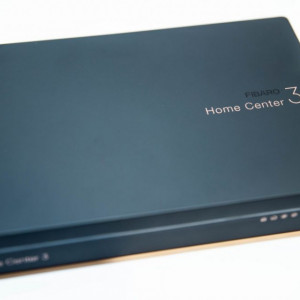Centrala generala Fibaro Home Center 3 FG HC3 Resigilat