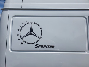 Set 2 buc stickere laterale Mercedes Benz Sprinter NOU