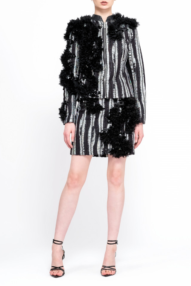 SACOU DIN MIX TWEED ARGINTIU CU NEGRU ACCESORIZAT
