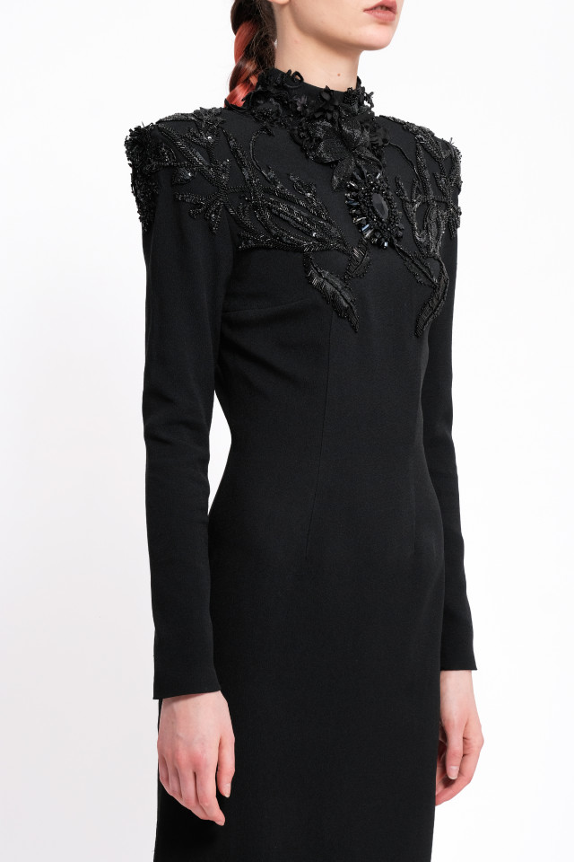 ROCHIE MIDI NEAGRĂ CU APLICAȚII