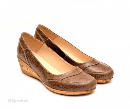Pantofi dama piele naturala maro cu platforma cod P109