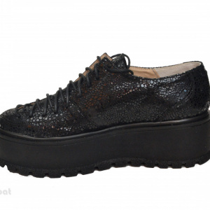 Pantofi dama negri cu talpa inalta 5,5 cm din piele naturala cod P176