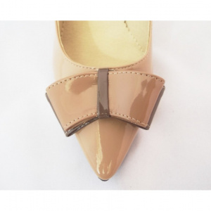 Pantofi dama eleganti bej lacuit din piele naturala cod P323