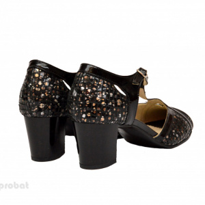Pantofi dama negri cu toc aplicat din piele naturala cod P350