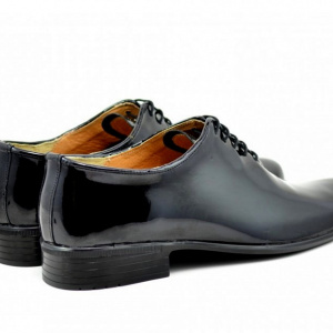 Pantofi barbatesti negri lacuiti din piele naturala casual-eleganti cod P170NLAC