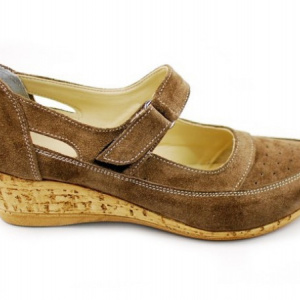 Pantofi dama piele naturala maro velur cu platforma cod P87MVEL - Made in Romania